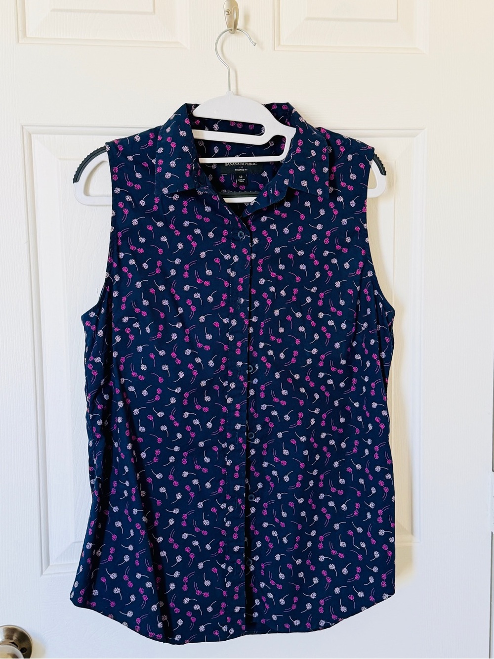 LOFT Navy Sleeveless Button-Front Camisole with Pink Floral Print